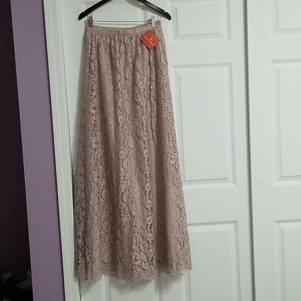 NWT Blush Lace BHLDN Anthropologie Skirt Size 6